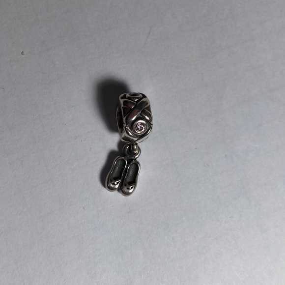 Pandora Ballet Slippers Charm - Picture 2 of 2